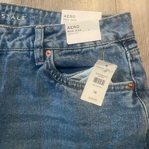 Women’s mom jeans